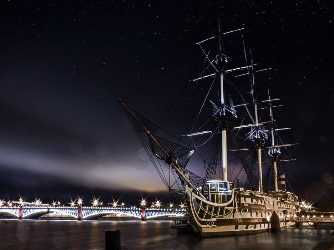 ship-2859226_1280