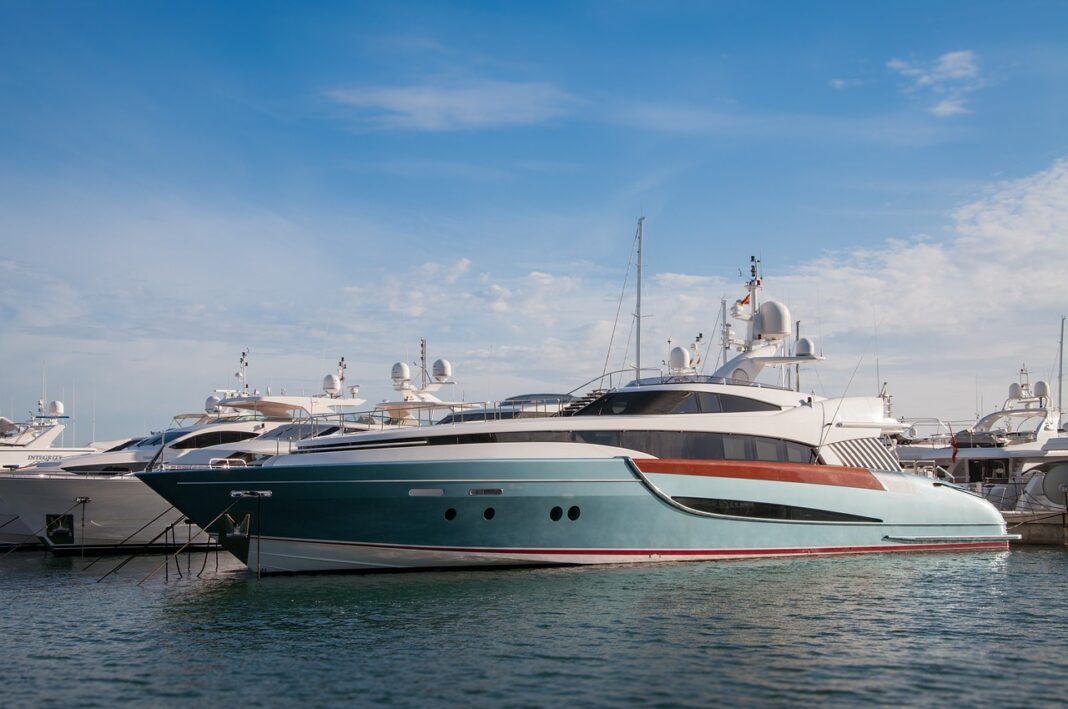 yacht-1283738_1280